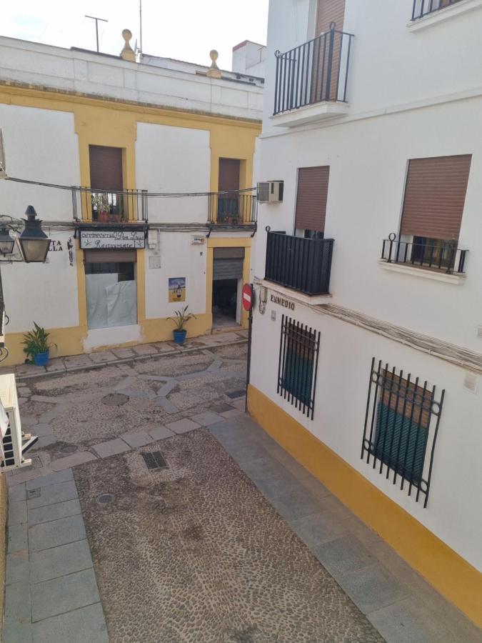 Apartamentos En Patio Cordobes San Basilio Кордова Экстерьер фото