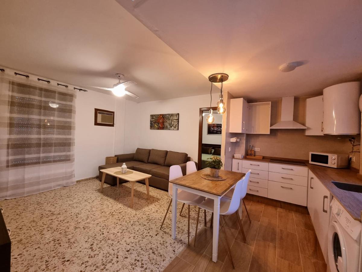 Apartamentos En Patio Cordobes San Basilio Кордова Экстерьер фото