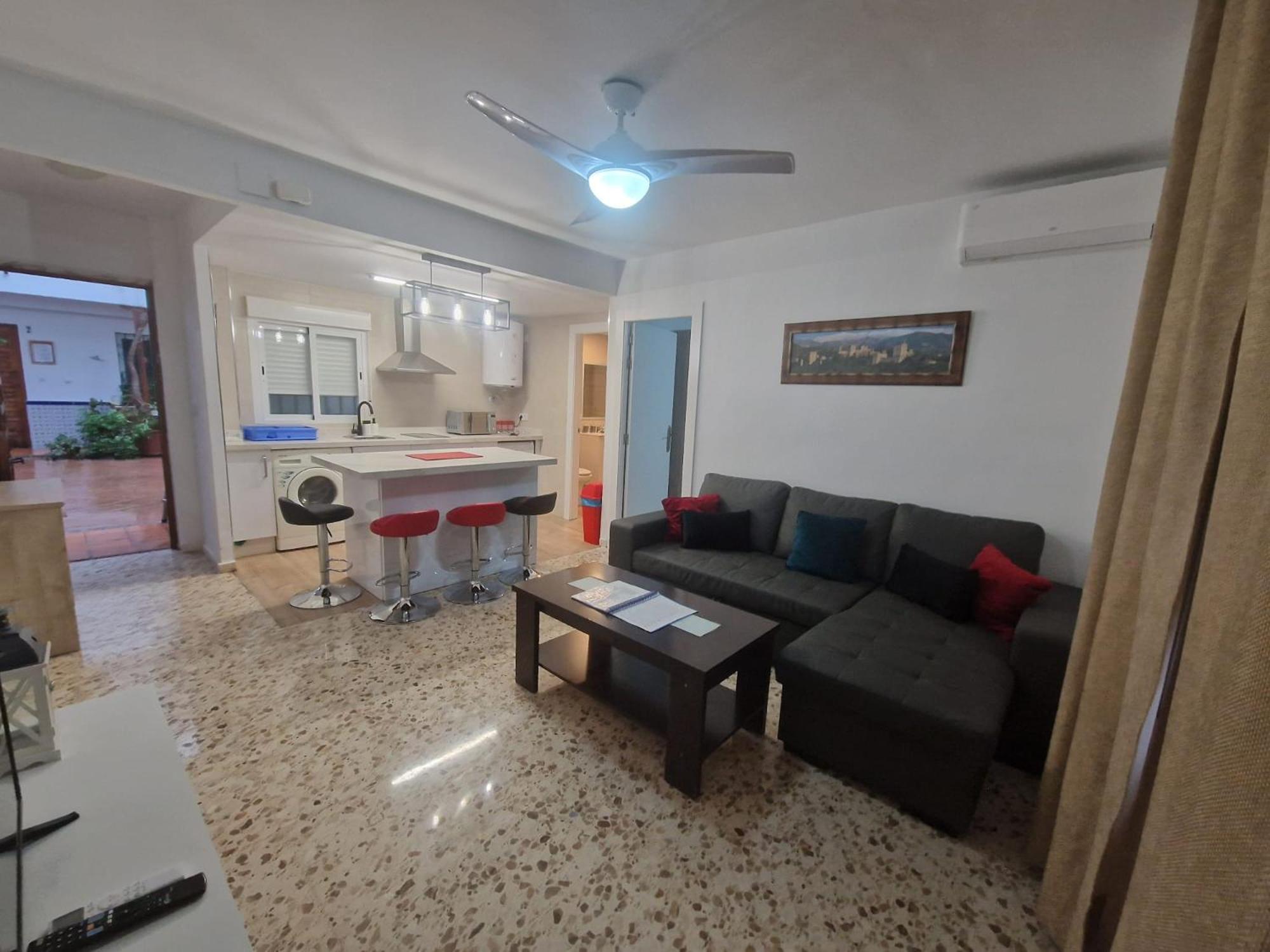 Apartamentos En Patio Cordobes San Basilio Кордова Экстерьер фото