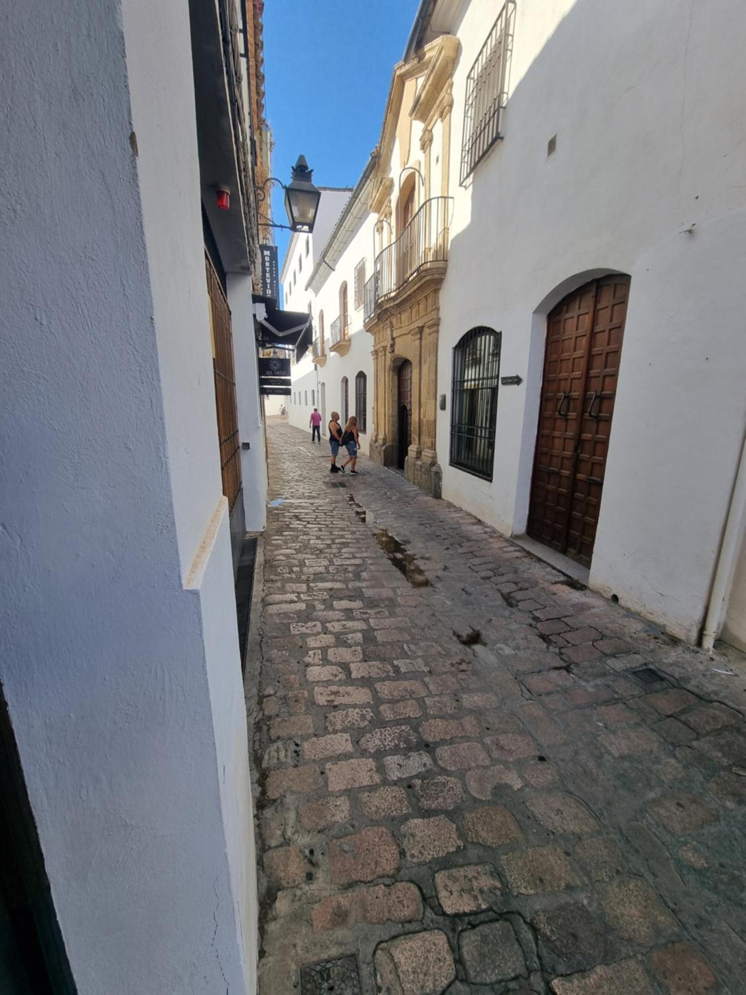 Apartamentos En Patio Cordobes San Basilio Кордова Экстерьер фото