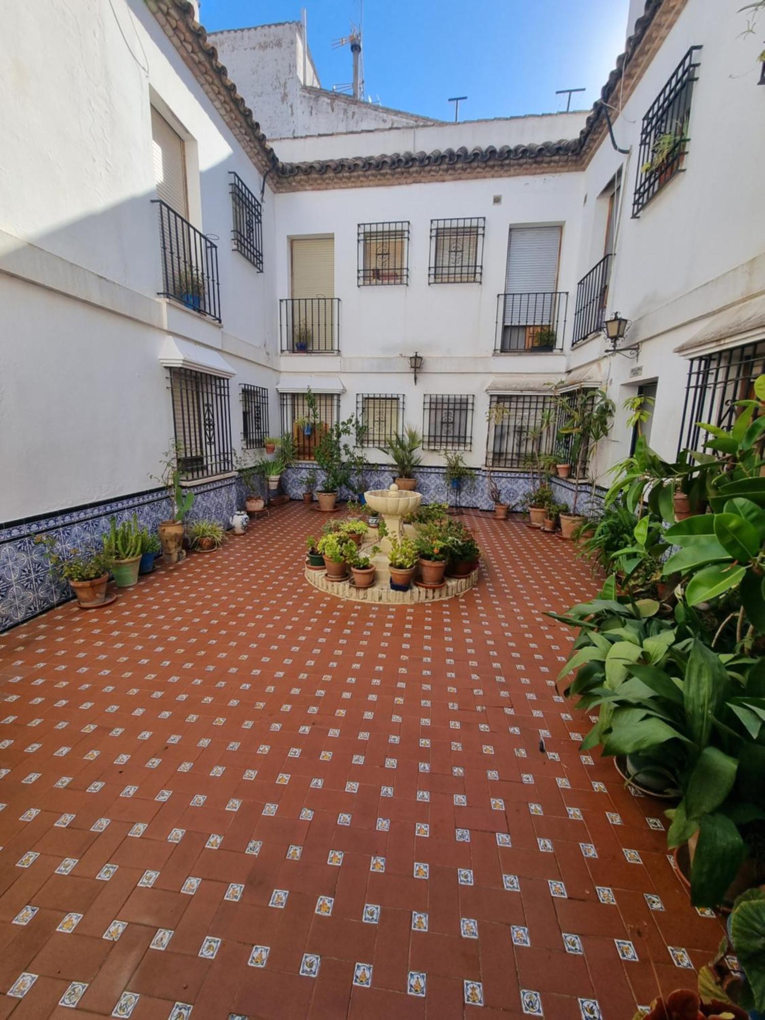 Apartamentos En Patio Cordobes San Basilio Кордова Экстерьер фото