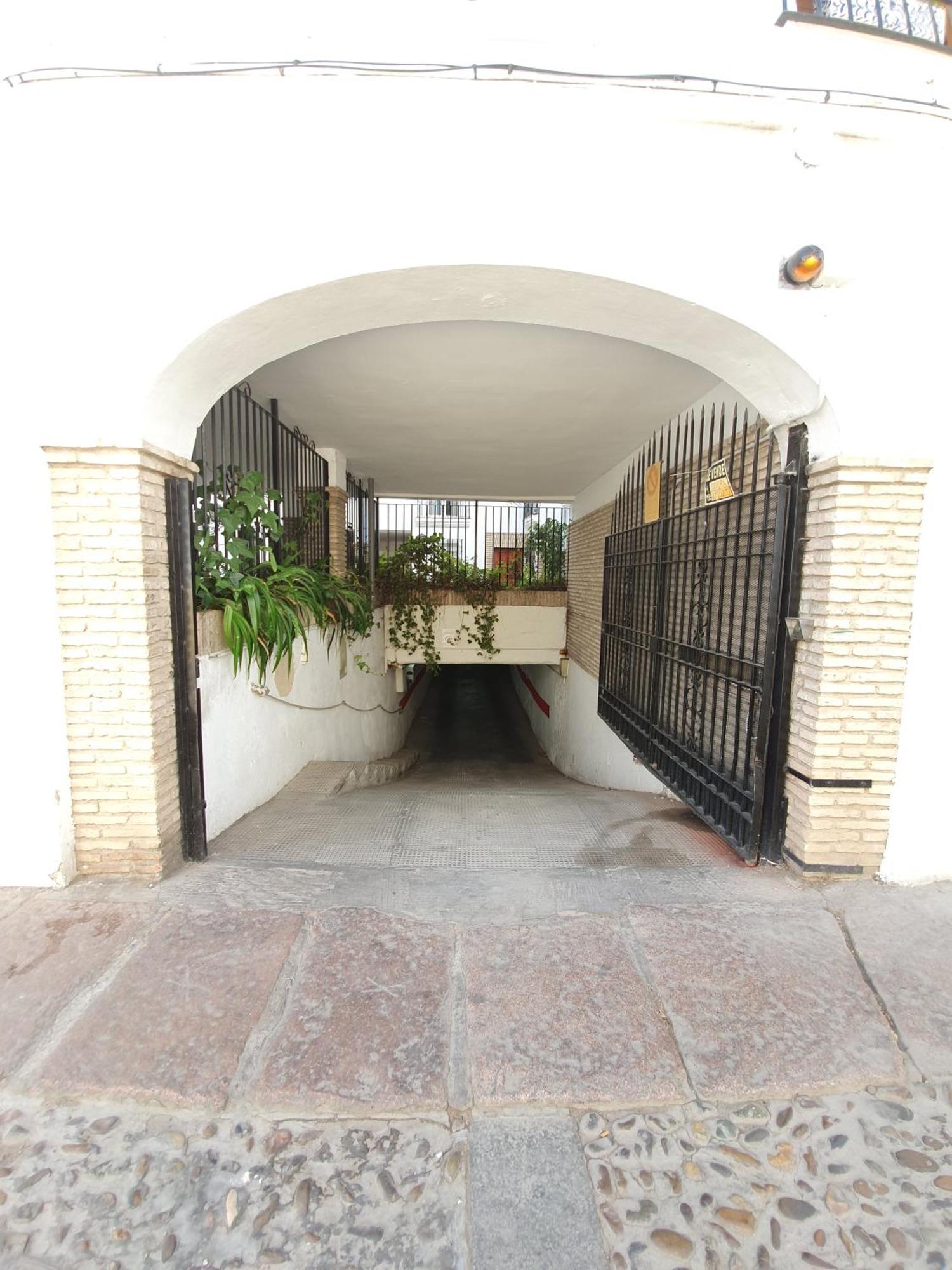 Apartamentos En Patio Cordobes San Basilio Кордова Экстерьер фото