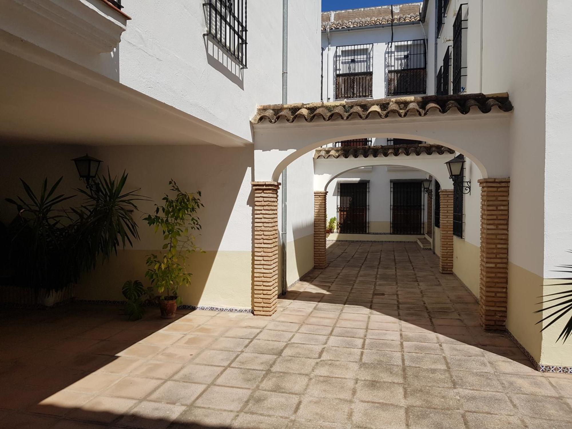 Apartamentos En Patio Cordobes San Basilio Кордова Экстерьер фото